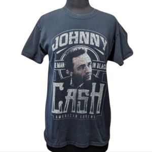 Johnny Cash Medium Distressed Black Tee Rockstar Girlfriend Aesthetic Short Slv